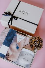 Trendy Gift Box Ideas Planner Gift Christmas Gift Photography Gift Business