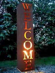 Metall Rostsaule Saule Welcome H 100 Pflanzsaule Gartendeko Edelrost Schild Rost Dekoration Gunstig Garten Deko Dekoration