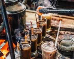 11 Daerah Ngopi Di Jogja Yang Paling Asik Seru Dan Santai Di 2020 Camilan Malam Kopi Malam