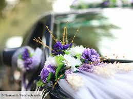 Tulle voiture mariage personnalisé avec les prénoms des mariés et la date du mariage. Comment Decorer Sa Voiture Pour Un Mariage Femme Actuelle Le Mag