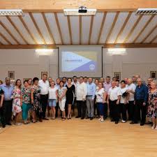 Romania spre exemplu, e nevoie de investitii de sute de milioane de euro in constructia de centuri ocolitoare ale oraselor. Povestea Class Park TargoviÈ™te La Evenimentele Repatriot Din È›arÄƒ È™i Din StrÄƒinÄƒtate Class Park