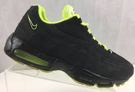 Nike Air Max 95 Black Volt Neon 609048 090 Mens Us 11 Uk 10 Eu 45 Nike Runningcrosstraining Nike Air Max Nike Air Max 95 Nike