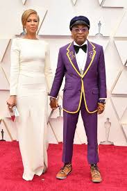 A publicist's advice for walking the red carpet—follow her five steps, and you'll on any given morning you can open your computer to find fresh photos of celebrities on the red carpet from the night before. Oscar 2020 I Look Sul Red Carpet Le Foto Dei Vestiti Piu Belli
