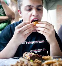 OU seniors gobble through local yummies in contest