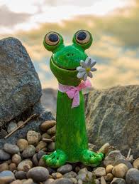 Fridolin Frohlich Der Keramikfrosch Etsy Pottery Animals Ceramic Frogs Diy Garden Decor
