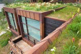 Dachbegrunung 6 Mythische Vorstellungen Uber Die Grunen Dacher Dachbegrunung Natur Haus Erdhaus