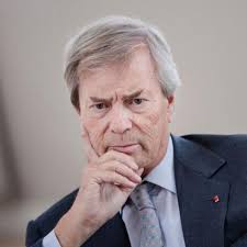 Bollore raises Vivendi stake again as shareholder battle looms