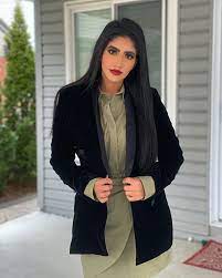 نور ستارز noor stars on instagram التجارة الحقيقية هالأيام شوفوا تاني صورة سؤال كم مرة بتسمعوا كلمة كورونا باليوم clothes arab girls women s blazer