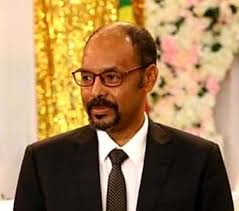 አዲሱ የአማራ ክልል ርዕሰ መስተዳድር ዶክተር ይልቃል ከፋለ ባደረጉት ንግግር ያነሷቸው ነጥቦች...!! 👉 የሚመሰረተው  መንግስት ቅድሚያ ትኩረቱ ከፌዴራል መንግስት ጋር በመሆን የህልውና ዘመቻው በአጭር ጊዜ በማጠናቀቅ ...