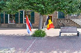 Wie vanaf 31 december 2020 uit een rode zone terugkeert naar belgië moet 10 dagen in quarantaine en zich laten testen op dag 1 en dag 7 na terugkomst. Hoe Voelt West Brabant De Scherpe Belgische Corona Regels Dit Werkt Hier Niet Breda Bndestem Nl