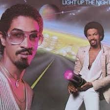 Stream Dana Tun Hong music