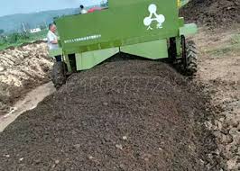 Composting is great, but if you leave your pile to just sit, it 15+ cheap and easy diy compost bin ideas & projects (with tutorials). How To Make Chicken Manure Compost Methods Equipment Cost