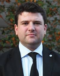 Zachary Tilton's Instagram, Twitter & Facebook