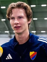 Watford, Sheffield Wednesday target Emmanuel Dennis wants Nottingham Forest  exit