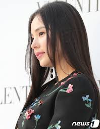 Here's everyone that's at taeyang & min hyo rin's wedding. Min Hyo Rin Makes First Public Appearance Since Wedding With Taeyang Bias Wrecker Kpop News