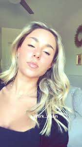 isabel (@isabelklump)’s videos with CHRYSTAL THE DAYS NOTION REMIX