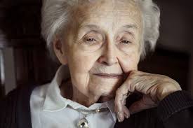 Wałbrzych. Mógł być papież, ale będzie księżna Daisy. Uczniowie wybrali  nową patronkę szkoły