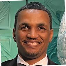 This is me almost exactly one year ago eagerly awaiting the birth of our  second child. Excited to see how her big sister will respond when she  arrives, curious if she will