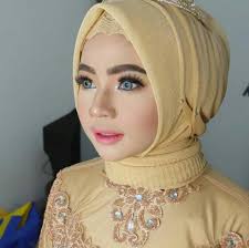 Check spelling or type a new query. 30 Model Hijab Wisuda Gaya Simpel Modern Kebaya