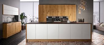 Massivholzkuchen Unterschiede Vorteile Von Vollholzkuchen Dnk Die Neue Kuche Gmbh Diana Zimmermann In Bendorf