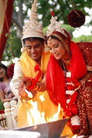 Indian Wedding Bengali Wedding Ceremony Bride And Bridegroom Bengali Wedding Traditional Indian Wedding Bengali Bride