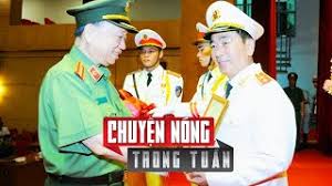 Không lâu sau đó, vào tầm cuối tháng 7/2017, hai chóp bu cộng sản việt nam là chủ tịch nước trần đại quang và thường trực ban bí thư đinh thế huynh đã trúng độc phải sang nhật cấp cứu. Em Trai Tráº§n Ä'áº¡i Quang Ä'Æ°á»£c Dá»n Ä'Æ°á»ng Len Bá»™ TrÆ°á»Ÿng Cong An Youtube
