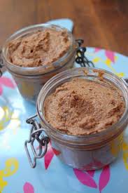 Voici Un Pate Maison Vraiment Excellent J Ai Carrement Craque Devant Cette Recette Denichee Sur Le B Pate De Foie Recette Pate Maison Recettes De Cuisine