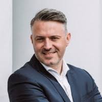 40+ "Peter Hohn" profiles