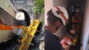 On 2 april 2021, a taroko express train operated by the taiwan railways administration derailed in hualien county, killing at least 54 people and injuring more than 150 others. T2jalh2mcgqbom
