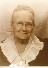 A Beautiful Family Grandma Helen Barb, Brenda Hamilton and Hammy ”MARK”  This picture was painted, for Grandma Helen for Christmas