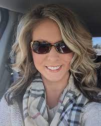 Blonde Highlights With Light Brown Lowlights And Dark Brown Underneath Brown Blonde Hair Pinterest Hair Hair Color Options