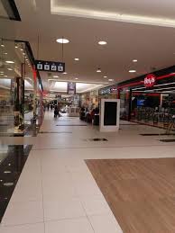 At the time of its completion it was the second shopping mall in timișoara. Shopping City Timisoara Aktuelle 2021 Lohnt Es Sich Mit Fotos Tripadvisor