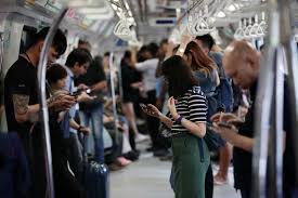46m public bank, batang kali. Singapore Police Warn Public Of Fake Bank Ads On Mobile Phone Promotions The Star