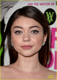Sarah Hyland & Olga Kurylenko: 'Vampire Academy' Premiere!: Photo 3047790