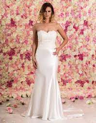 Alle großen marken der brautmode sind bei uns vertreten. 18 Brautkleider S S 2018 Ideen Brautmode Braut Kleider