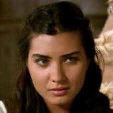 Stream أرواح لا يغطيها وشاح.. by Mariam Kenaan