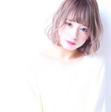 決め手はふわっと天使感 愛されボブ巻き のコツをレクチャー ふわふわ 髪型 ボブ 巻き 愛され ボブ