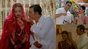 Padman Aaj Se Teri Song Akshay Showers Love On Radhika In This Beautiful Track Music composed by amit trivedi and its padman is a 2018 movie and it contains 5 mp3 songs that can be downloaded below.