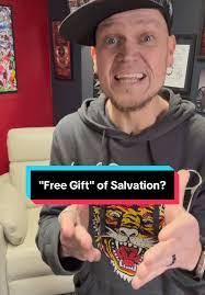 Lacey Dugger's Instagram, Twitter & Facebook