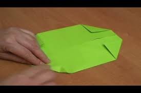 Für dieses leichte kuvert benötigt man lediglich ein blatt dina4 papier z.b. Video Origami Mit Din A4 Papier Falten So Geht S