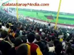 Cocukluk Askimsin Sen Ilk Goz Agrimsin Video Izle Indir Videoindirelim Com