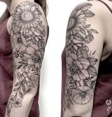 60 Black Gray Flower Tattoos By Anna Bravo List Inspire Sleevetattoos Floral Tattoo Sleeve Feminine Tattoo Sleeves Half Sleeve Tattoos Drawings