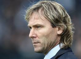 Descubre lo que nedved (nedvedmartinez) encontró en pinterest, la colección de ideas más grande del mundo. Nedved Rispondo Cosi A Sarri Se Ronaldo Resta Torna Il 25 Luglio Dall Entourage Filtra Sos Fanta