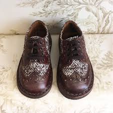 Im budapester öpnv gilt der verbundtarif des bkk (budapesti közlekedési központ, zentrum für budapester verkehr). Pepe Budapester Schuhe Braun Tweed Bunny Bogart