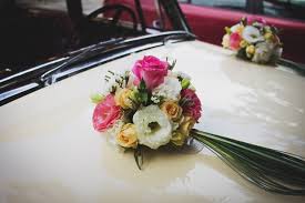 Si vous aussi vous vous apprêtez à dire «oui», découvrez 52 bouquets de fleurs inspirants. Fleuriste Mariage Nice Bea Fleurs Fleurs Bouquet De Mariee