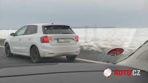 A large touchscreen infotainment screen is the biggest change from the old car, which is complemented by a. Skoda Fabia 2021 Zeigt Mehr Von Seinem Neuen Design
