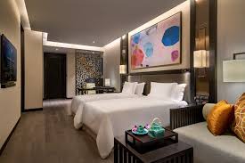 Set in the heart of kuala lumpur's golden triangle, the commercial, shopping and entertainment hub of malaysia, our kuala lumpur hotel is an urban oasis is in the midst of cosmopolitan kl. Kuala Lumpur Resort Hotels Banyan Tree Rooms And Suites