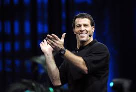 Tỷ phú tự thân Tony Robbins tiết lộ 6 kinh nghiệm tạo nền tảng tài chính  vững chắc