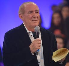 A atriz disse que deixou a antiga casa onde morava por ter problemas no joelho e o imóvel. Renato Aragao Fala Sobre O Retorno De Os Trapalhoes Estrelando