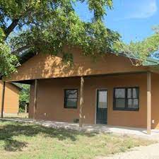 With quiet surroundings, a golf course and dock access to tuttle creek lake just minutes away, it's ideal for a active weekend or a secluded oasis. Camping Cabin Rental Near Milford Lake Kansas